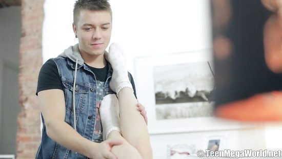 Красивая молодая пара в русском порно