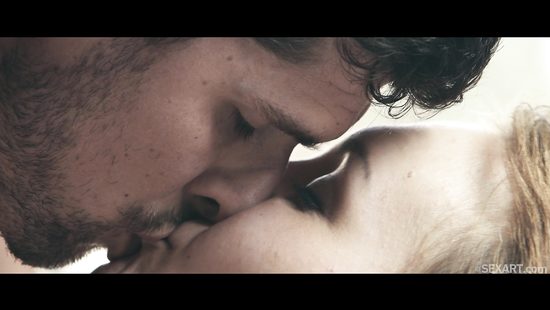 Утренний секс с грудастой рыжей красавицей