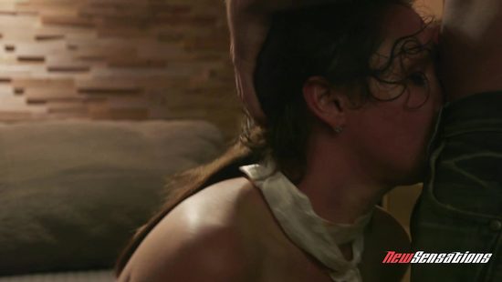 Жесткий Господин трахает свою рабыню всевозможными способами