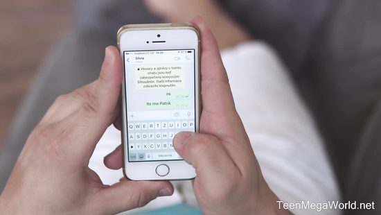 Студентка соблазнила парня откровенными селфи и он трахнул ее в жопу