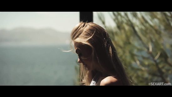 Красивый секс двух подружек лесбиянок завершается ярким оргазмом