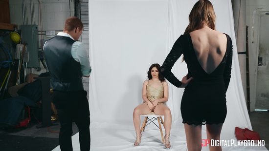 Член фотографа раскрепостит любую модель