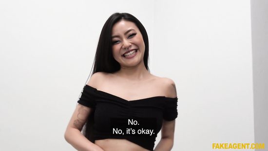 Порно звезда развела чувака на кастинге, представившись девкой с улицы