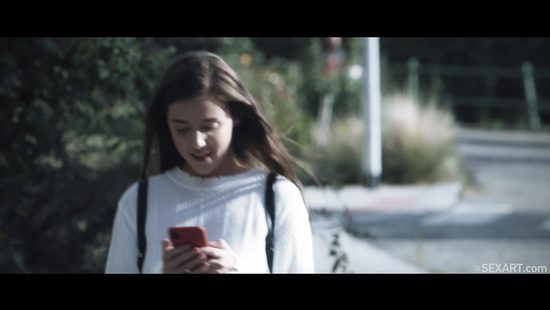 Тысяча километров не проблема, когда вагина привыкла к одному языку