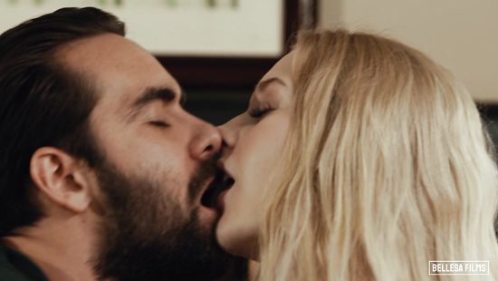 Наблюдения за сексом могут довести до бурного оргазма