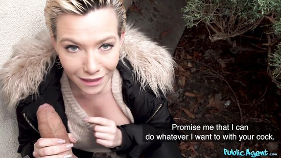 Любая милфа на коленках, когда достаточная сумма озвучена