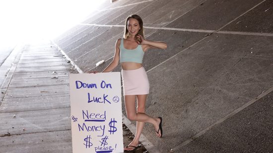 Минет в машине продолжился страстным сексом на дому