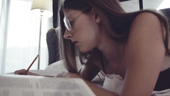 Потеряли презерватив во время секса и продолжили трах без него