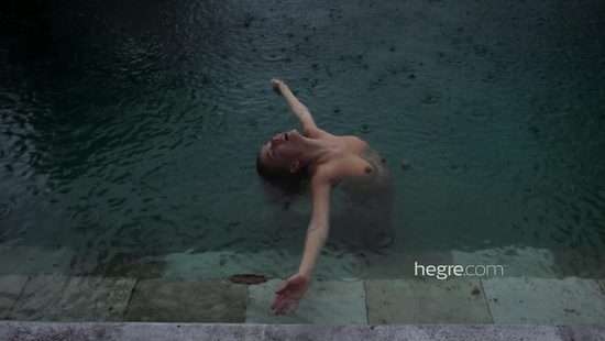 Та самая девка, на которую лишь 0.001% парней мира может смотреть без стояка