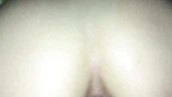 Вошёл с анальной пробкой