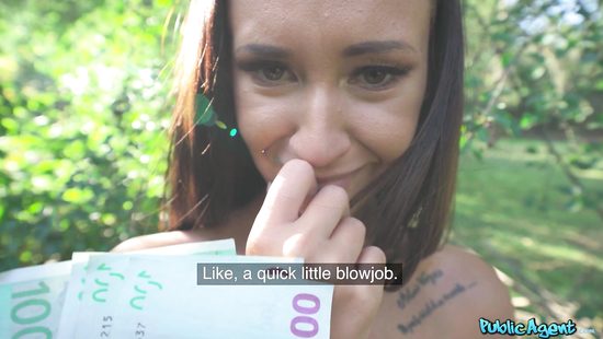 Пикап латинки ради траха в лесу