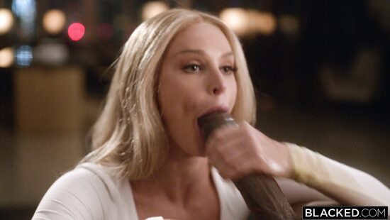 Лучший член города у массажистки в плену