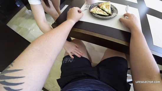 Пора заработать бабки на порнушке