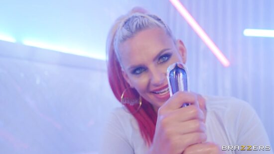 В ебле все средства хороши