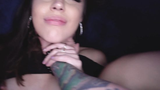 Снимай уже трусики, трахаться будем!