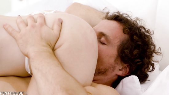 Двери открыты, пися раскрыта