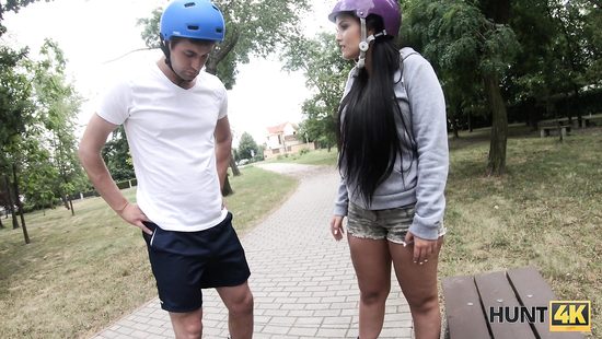 Обмен денежек на письку твоей подружки