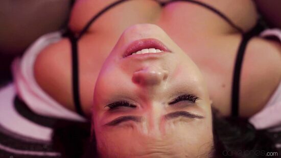 Ночь с самой сексуальной пышкой страны