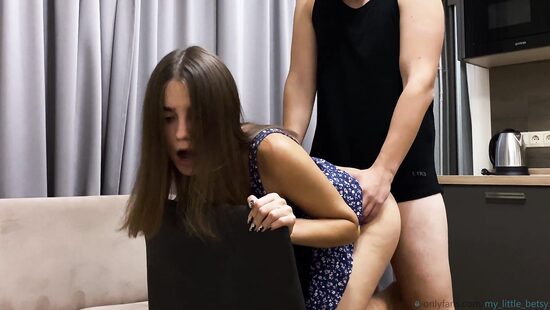 Осваивать член молодого мужа нужно сразу