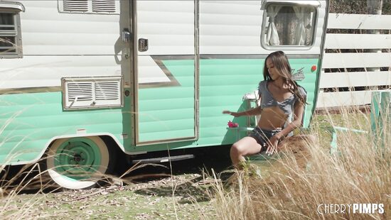 Влюбленность в секс игрушку