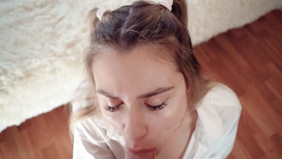 Дрочить кису не грех, если даешь себя трахать потом