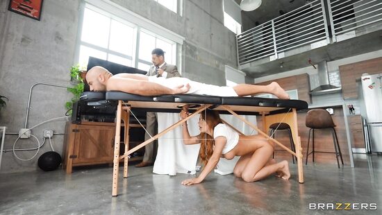 На работе всегда член найдется