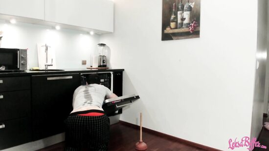 Умение прочищать стояк обеспечит сексом