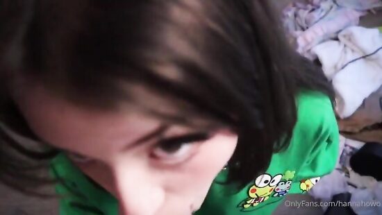 Порулярная тик-токерша Hannahowo