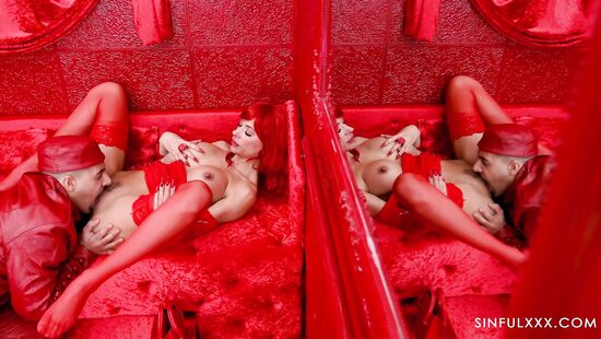 Застрявшие в лифте