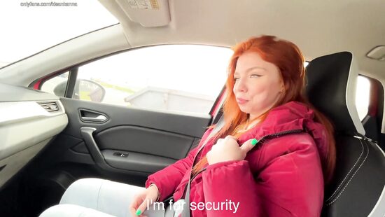 Мы в беде своих не бросаем