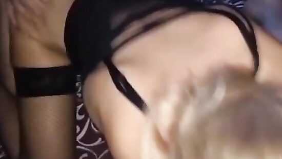 С дружаней раскинули на двоих)