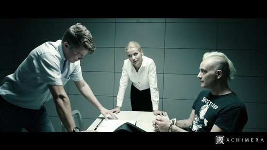 Женщина коп проникает в бордель и пробует БДСМ удовольствия