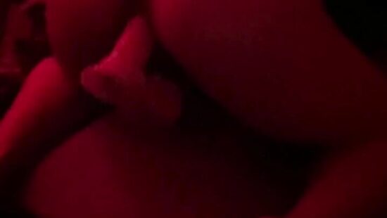 Трахаю себя раков в киску