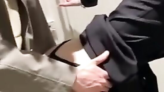 Отдалась на первом свидании...