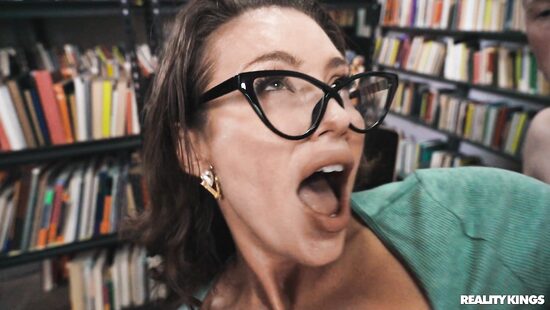 Подлость книжных червей