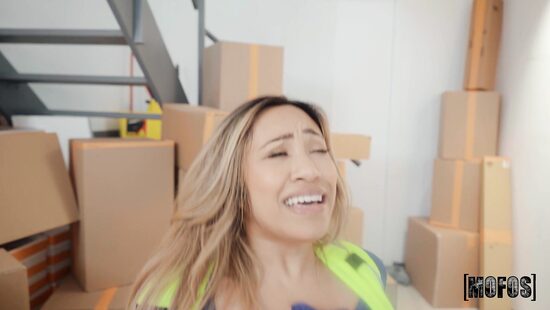 Распаковка - его работа