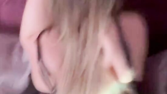 Ну как такую красотку с таким задком не отжарить?)