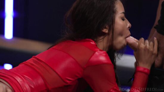 Мачеха готова обучить