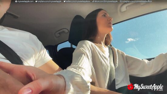 Сначала освоим рычаг коробки передач