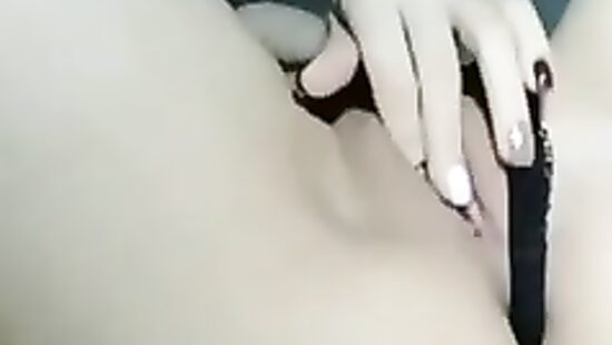 моя сладкая пися хочет больших и толстых членов!!!