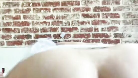 Показываю своих подружек