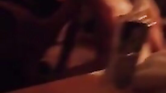 Обработал двух подружек)