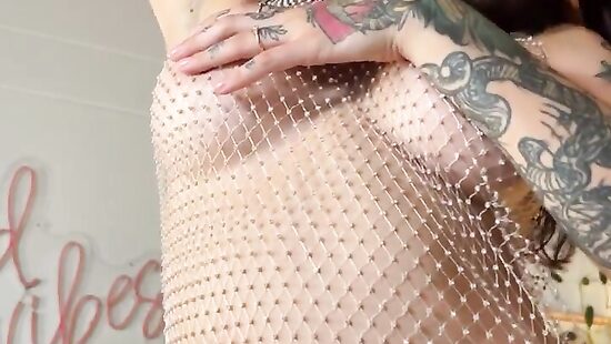 Do you like what I am wearing?