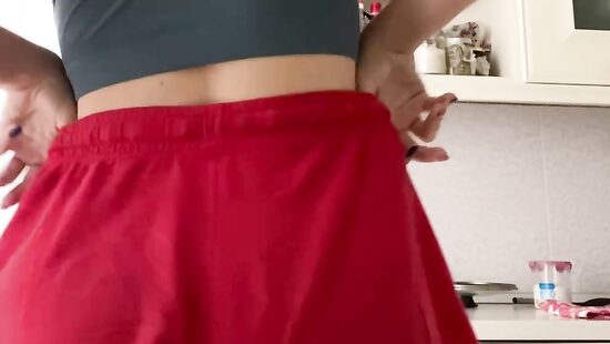 Трясу попой 