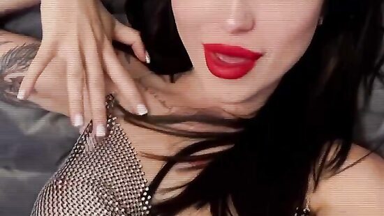 Горячий танец 18+