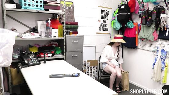 Кража на летних каникулах