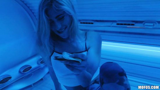 Владелица тренажёрного зала спит за деньги с мачо, чтобы заплатить налоги