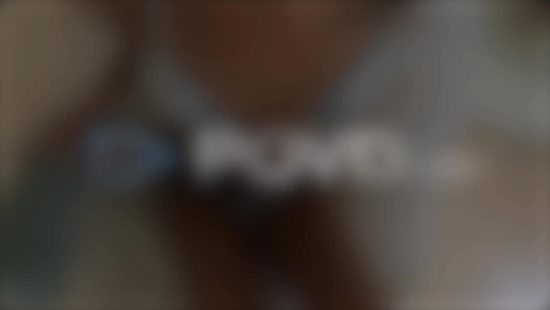 Уговорила посыльного на секс от первого лица и получила сперму на мордашку