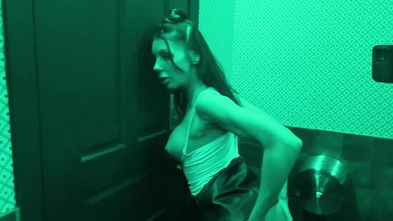 И так всегда, когда без трусиков