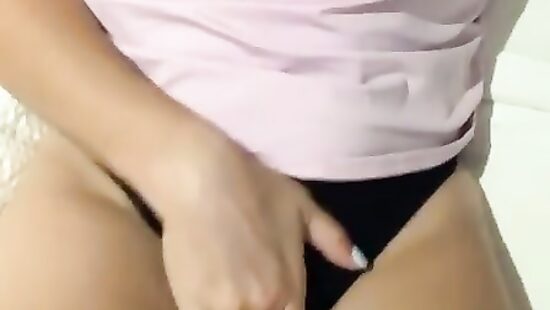 Знакомая шалит)